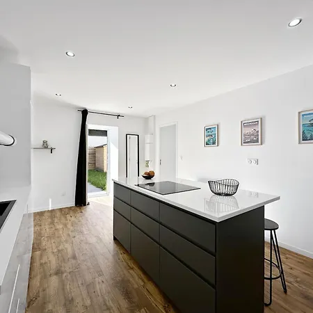 Appartement Cosy & Moderne T2 Avec Jardin Parking *